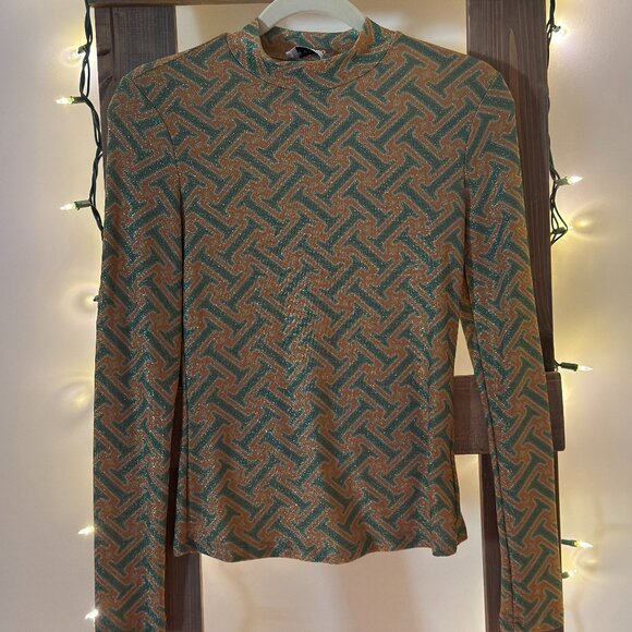 Simons Shimmery Long Sleeve Top - By Swan Paris (Size Small) - Picture 3 of 8